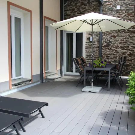 Moselromance Mit Grosser Sonnenterrasse By Interhome טראבן-טרארבאך