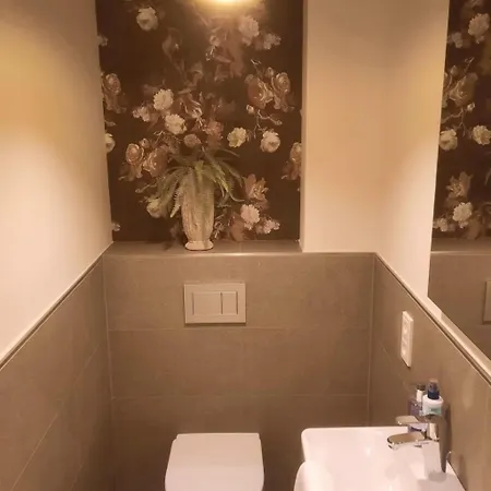 Moselromance Mit Grosser Sonnenterrasse By Interhome דירה טראבן-טרארבאך