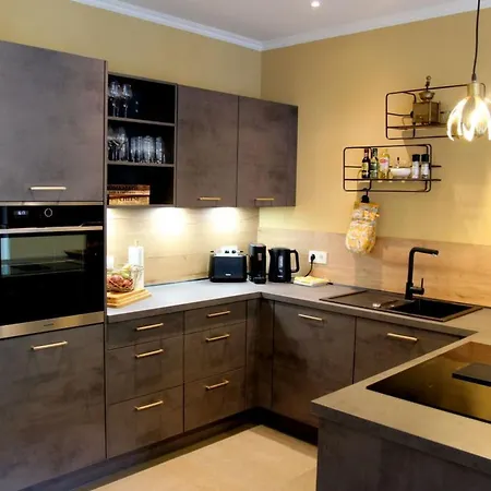 Moselromance Mit Grosser Sonnenterrasse By Interhome דירה טראבן-טרארבאך