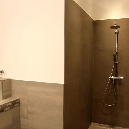 Moselromance Mit Grosser Sonnenterrasse By Interhome טראבן-טרארבאך