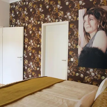 דירה Moselromance Mit Grosser Sonnenterrasse By Interhome *