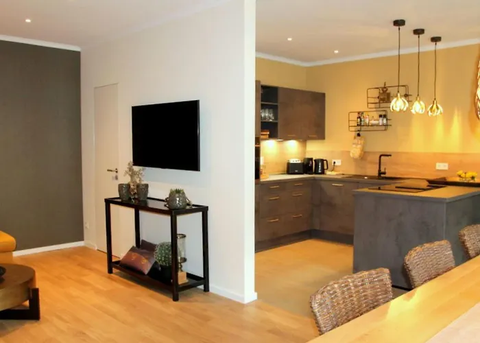 Moselromance Mit Grosser Sonnenterrasse By Interhome דירה טראבן-טרארבאך