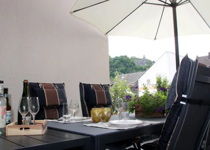 Moselromance Mit Grosser Sonnenterrasse By Interhome טראבן-טרארבאך